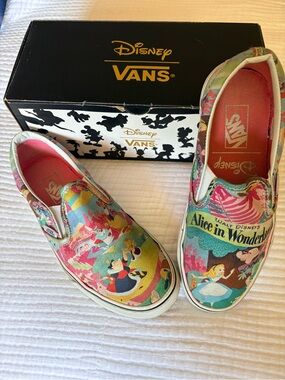 Vans Alice in Wonderland Slip-On Sneakers - Multicolor